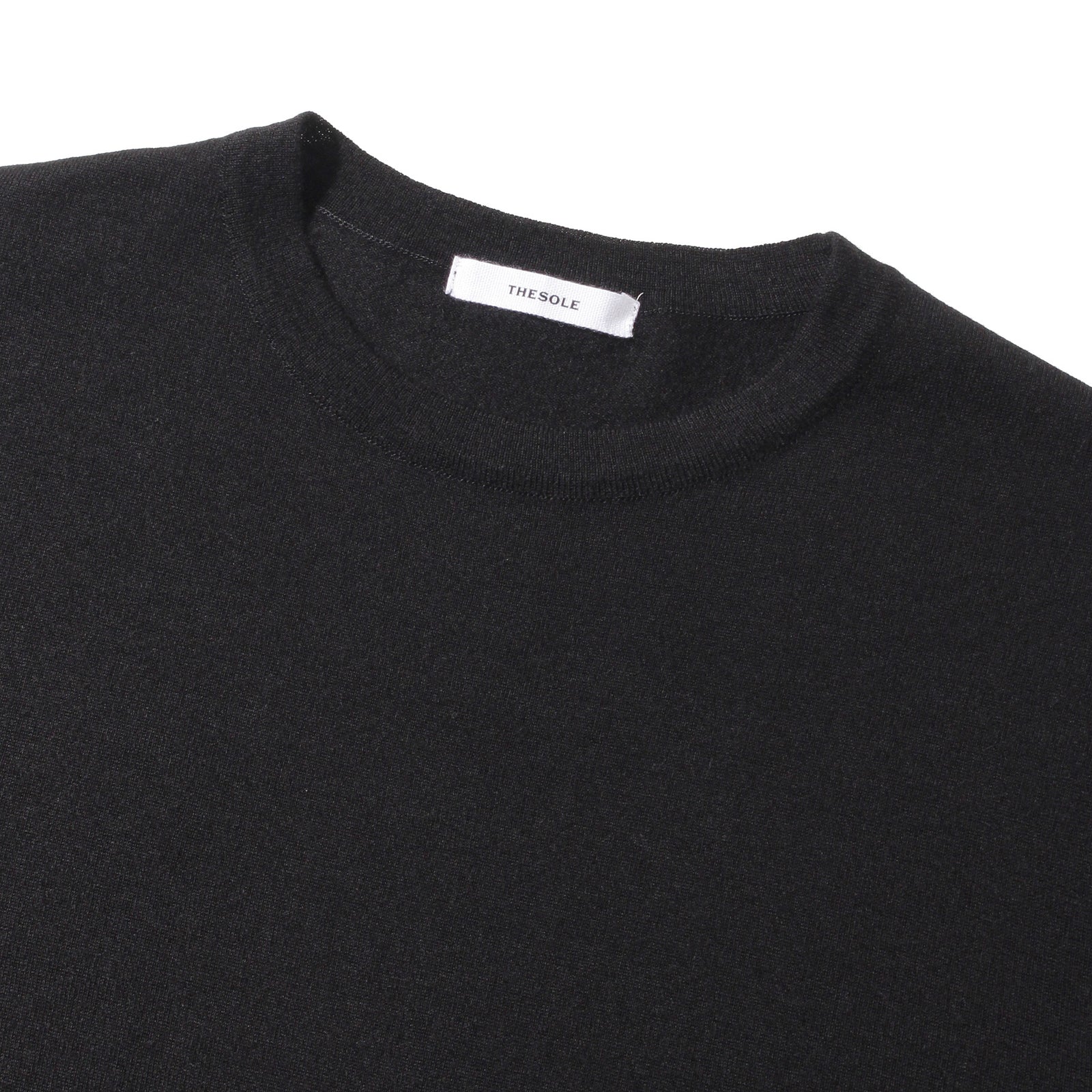 【未使用】THE SOLE 30ゲージ カシミヤ クルーネックニット ブラック THE SOLE（ザソール） 30ゲージ アラシャンカシミヤ クルーネック