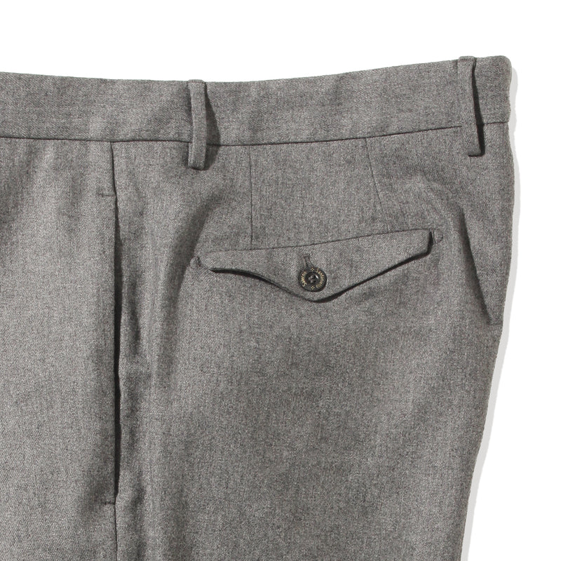 ARECHI カシミヤストレッチ 1プリーツテーパードパンツ グレー