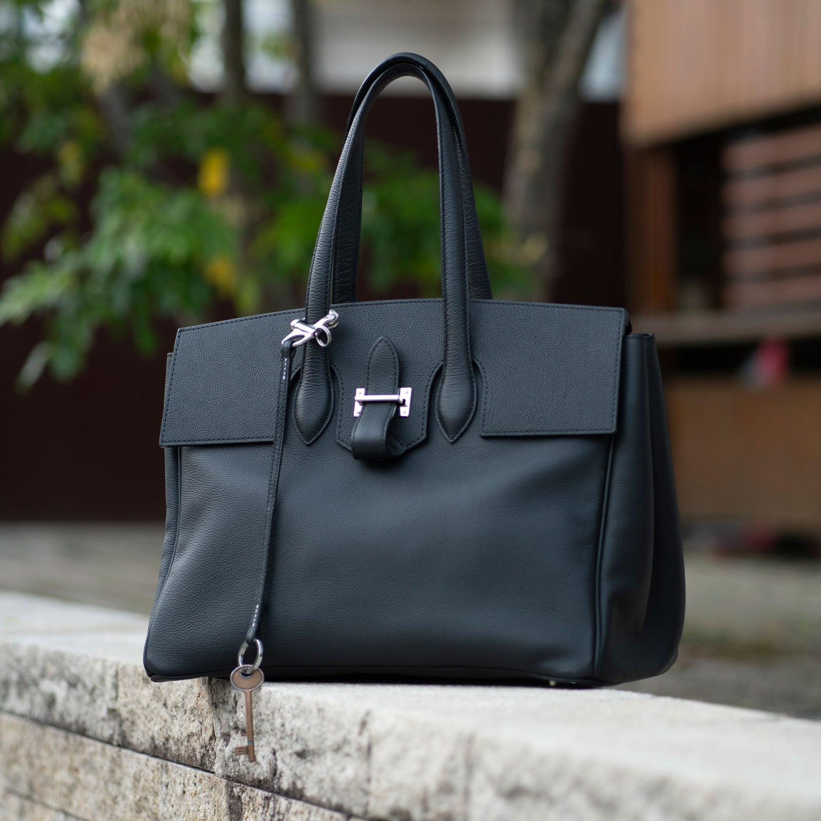 THE SOLE（ザソール）APPESI トリヨン・モーリス キーホルダー