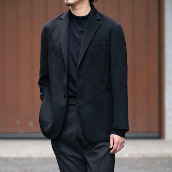 【12/13（土）13:00 販売開始予定】ブラックカシミヤジャケット