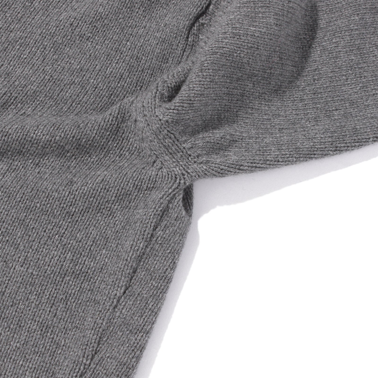 6.05万円 nomiamoノミアモ カシミヤ100％ ミドルゲージクルーニット nomiamo（ノミアモ）カシミヤミドルゲージクルーニット グレー